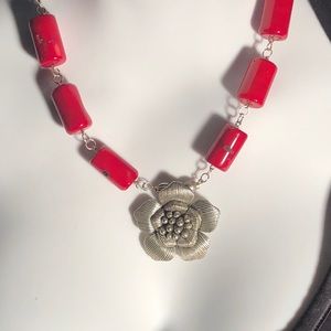 Awesome Coral statement Necklace